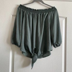 Offshoulder Boho Front Knot Tie ¾ Sleeve Top Size S Made in USA